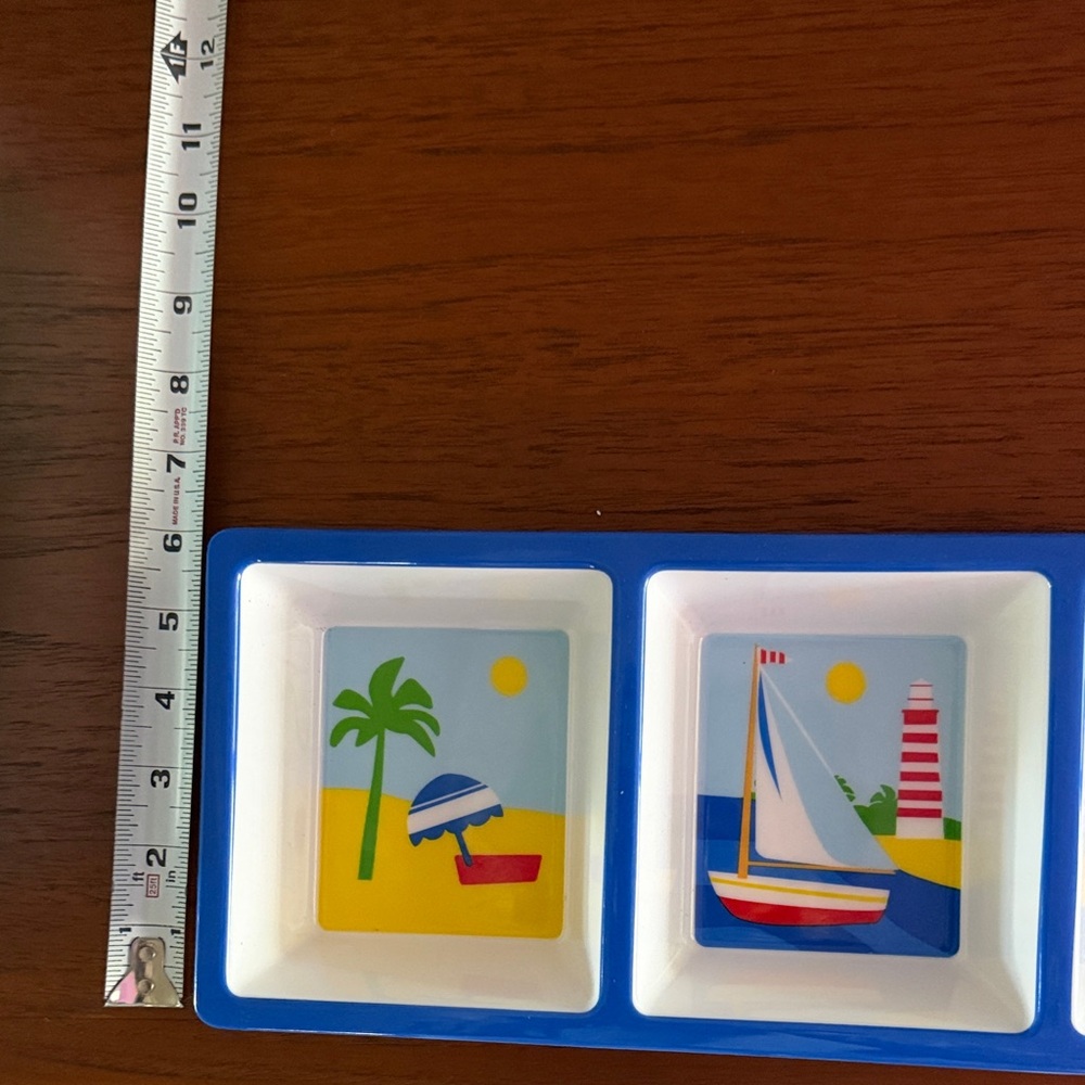 Colorful Beach-Themed Tray Set - Picture 3 of 8